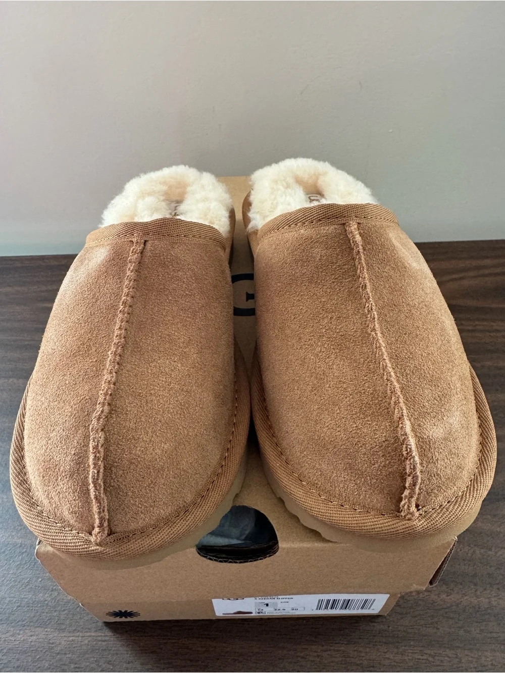 UGG Keegan Chestnut Suede Shearling Slide Slippers Kids Size 1 Cozy Comfort
